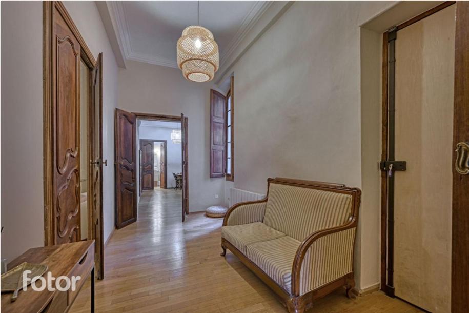 Superbe Appartement 95M2 Proche Arenes- Parking Offert Nîmes Exteriér fotografie